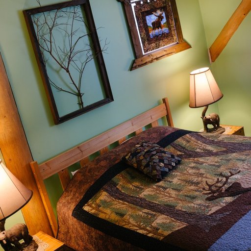 Arctic Divide Lodge